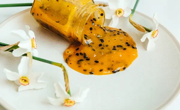 Img-todo-sobre-el-exfoliante-de-maracuya-y-su-beneficio-en-la-piel